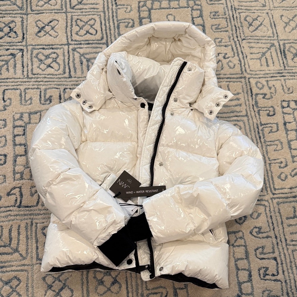 SAM New York Glossy White Puffer Jacket